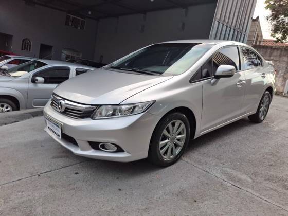 HONDA CIVIC 2.0 LXR 16V FLEX 4P AUTOMÁTICO HONDA CIVIC 2.0 LXR 16V FLEX 4P AUTOMÁTICO